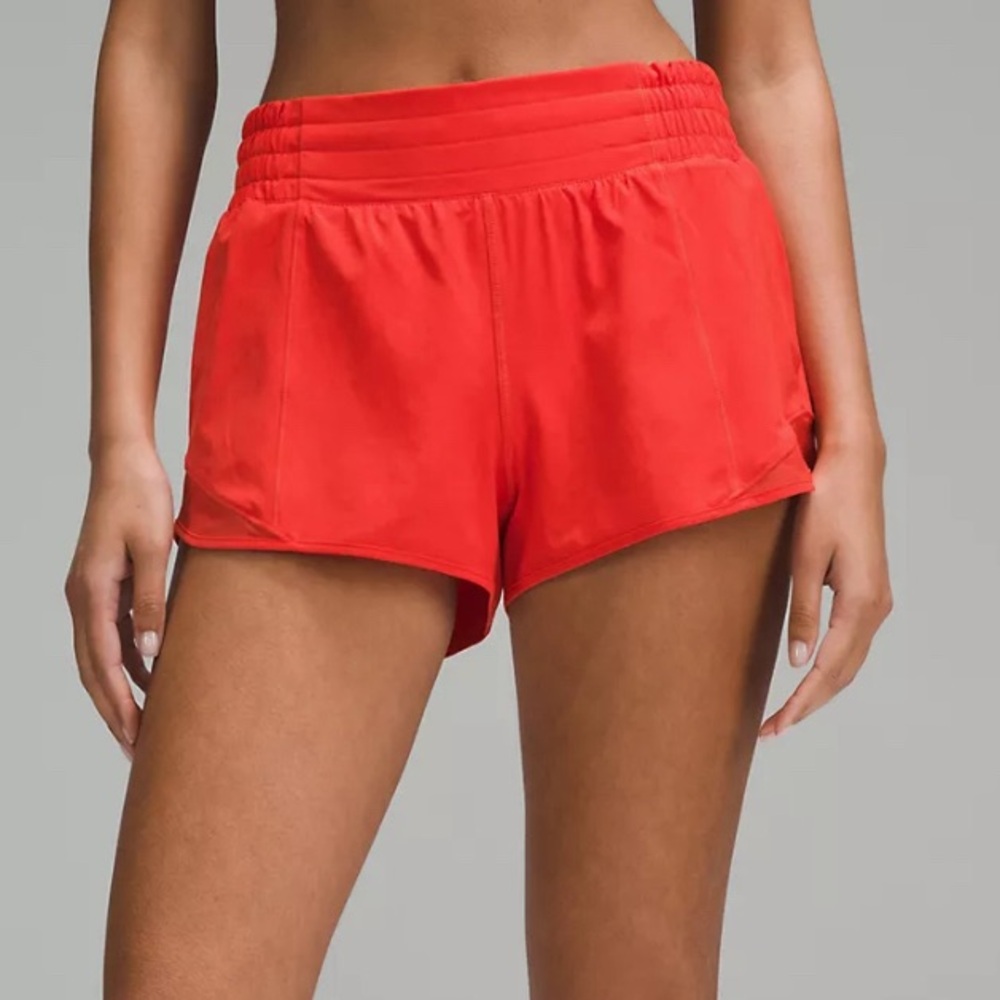 Lululemon | Hotty hot shorts size 2 reg